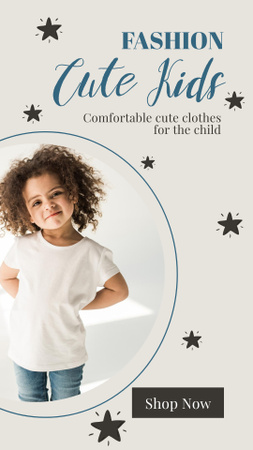 Ontwerpsjabloon van Instagram Story van Uitverkoop van modieuze kleding voor kinderen in grijs