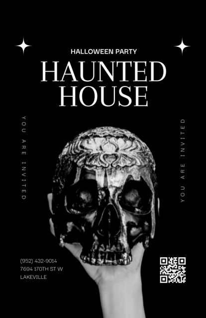 Plantilla de diseño de Halloween Party in Haunted House with Skull Invitation 5.5x8.5in 