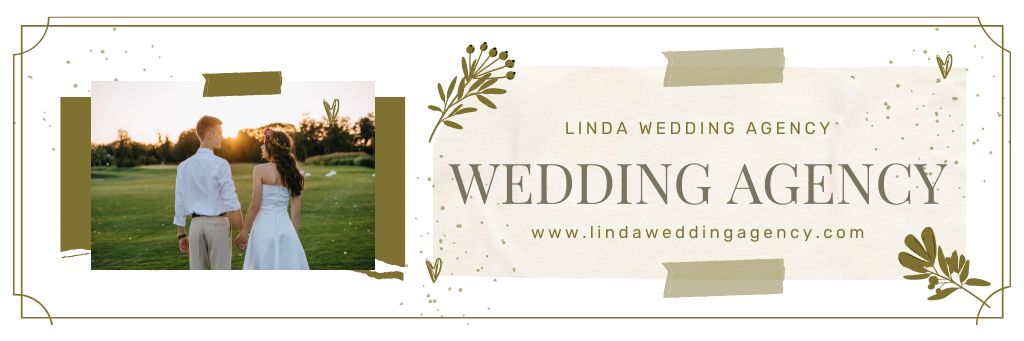 Modèle de visuel Advertisement of Wedding Agency Services with Newlyweds - Email header