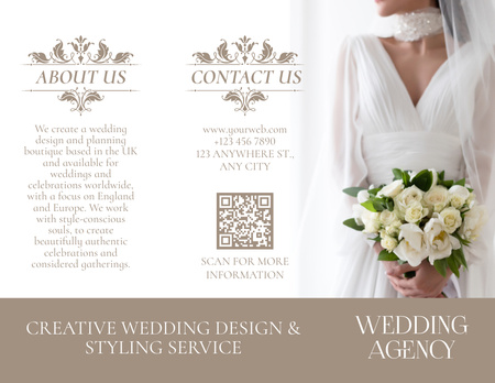 Modèle de visuel Offre de planification de mariage avec mariée tenant un bouquet de fleurs blanches - Brochure 8.5x11in