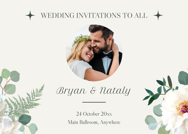 Wedding Invitation with Happy Couple and Flowers Card Modelo de Design