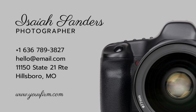 Photographer Services Offer with Digital Camera Business Card USデザインテンプレート