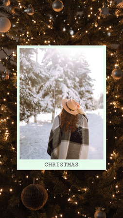 Ontwerpsjabloon van Instagram Video Story van Christmas Greeting with Festive Champagne