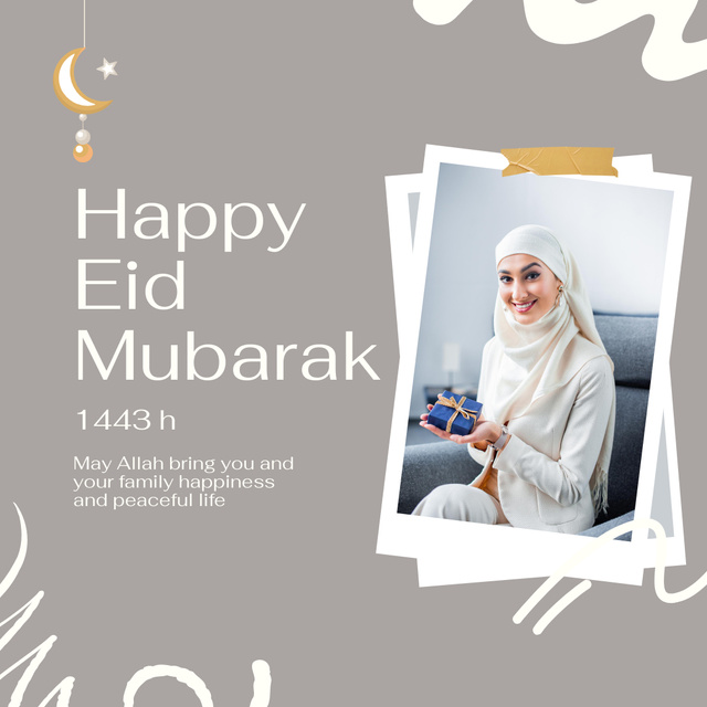 Happy Ramadan with Beautiful Muslim Woman Instagram Design Template