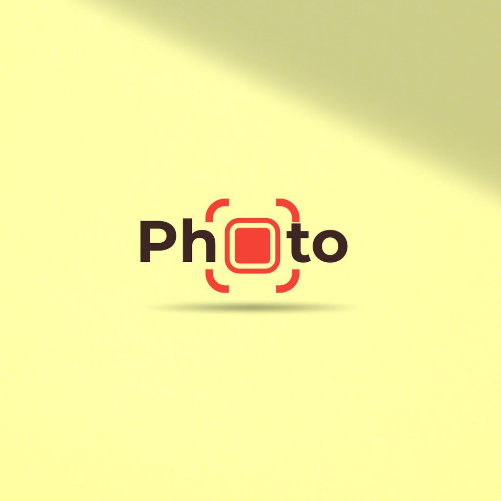 Photography Service Modern Emblem on Yellow Logo 1080x1080pxデザインテンプレート