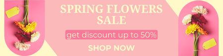 Bright Spring Sale Announcement with Flowers Twitter Design Template