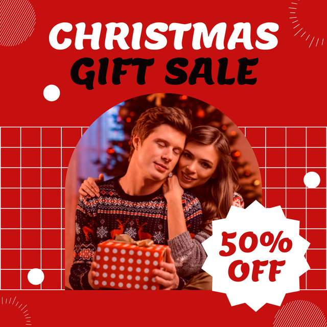 Christmas Sale Announcement with Couple in love Instagramデザインテンプレート