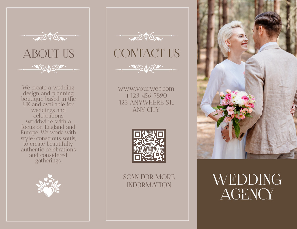 Wedding Agency Services with Beautiful Couple of Newlyweds Brochure 8.5x11inデザインテンプレート