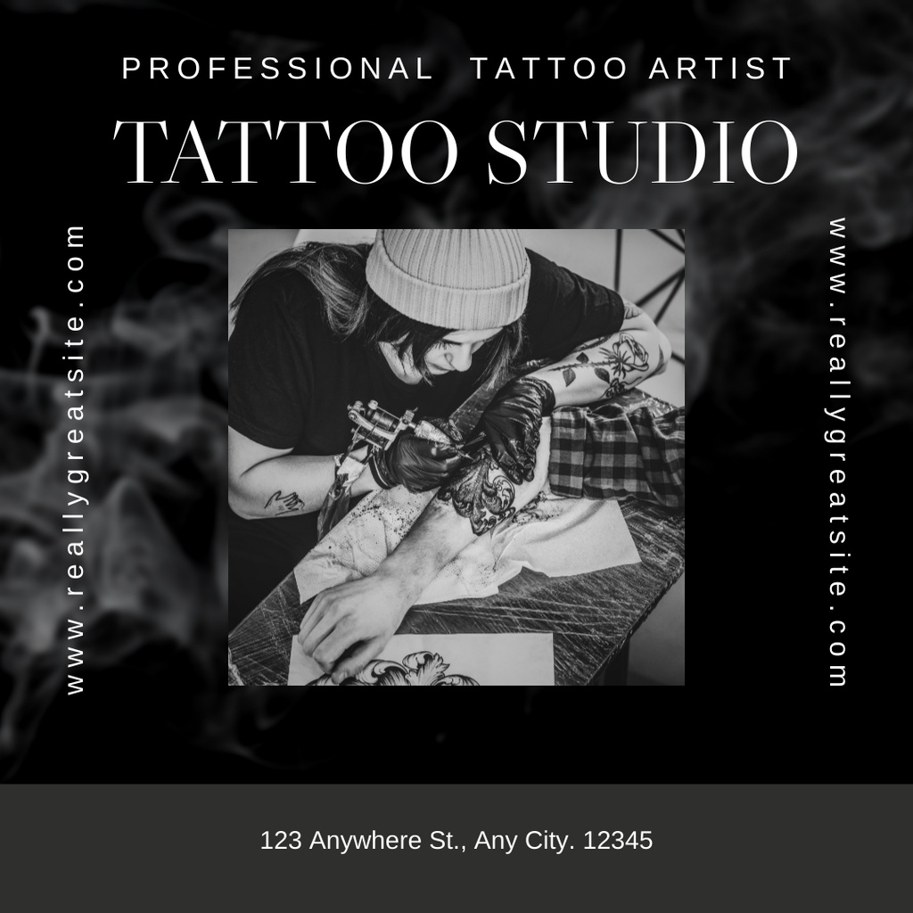 Ontwerpsjabloon van Instagram van Professional Tattoo Artist Services In Studio Offer
