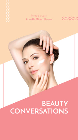 Platilla de diseño Woman Applying Cream for Cosmetics Sale Instagram Story