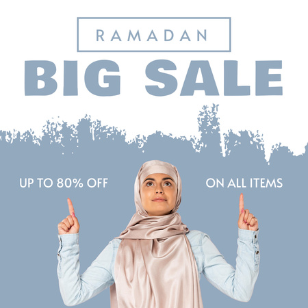 Platilla de diseño White and Blue Clothing Sale Ad on Ramadan Instagram