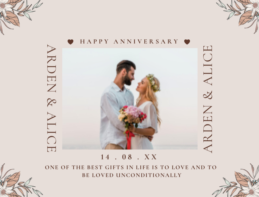 Happy Newlyweds on Beige Wedding Anniversary Postcard 4.2x5.5in – шаблон для дизайну
