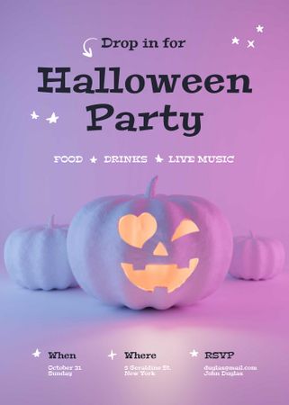 Halloween Party Announcement with Bright Pumpkin Invitationデザインテンプレート