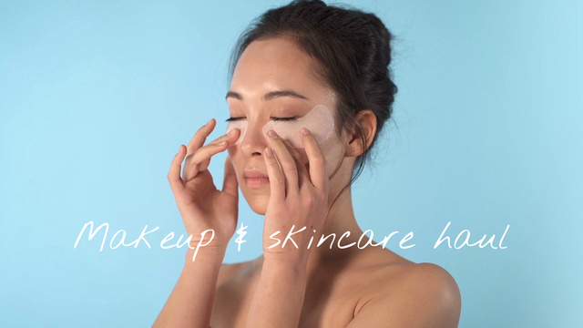 Skincare And Make Up Haul In Blue YouTube intro Modelo de Design
