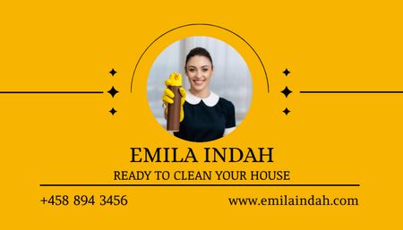 Plantilla de diseño de servicios de limpieza anuncio con smiling maid Business Card US 