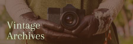 Modèle de visuel Vintage archives with Old Fashioned Camera - Email header