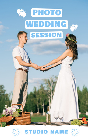Designvorlage Wedding Photo Session Offer With Couple Resting on Picnic für IGTV Cover