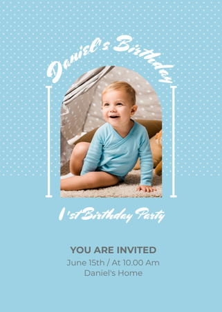 Plantilla de diseño de Bright Birthday Holiday Celebration in Blue Invitation 