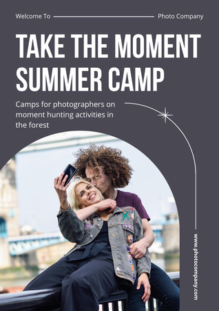 Modèle de visuel Tourist Camp Ad with Couple with Camera - Poster