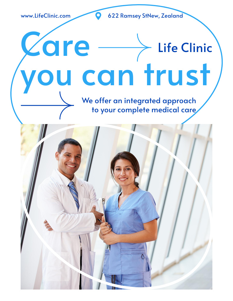 Multiracial Friendly Doctors in Clinic Poster 8.5x11in Šablona návrhu