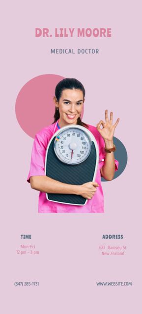 Nutritionist Services Offer on Pink Invitation 9.5x21cm Šablona návrhu