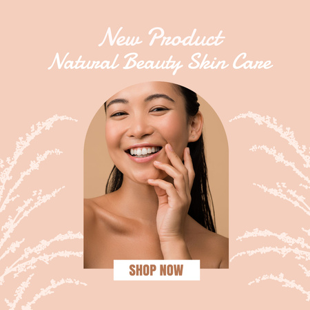 Modèle de visuel Skincare Ad with Smiling Woman - Instagram