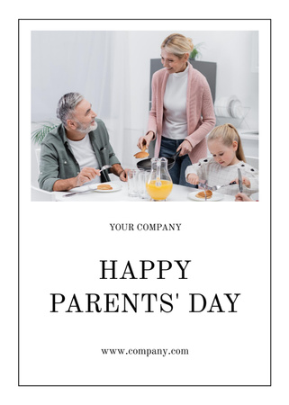 Designvorlage Familie feiert den Elterntag zusammen zu Hause für Postcard 5x7in Vertical