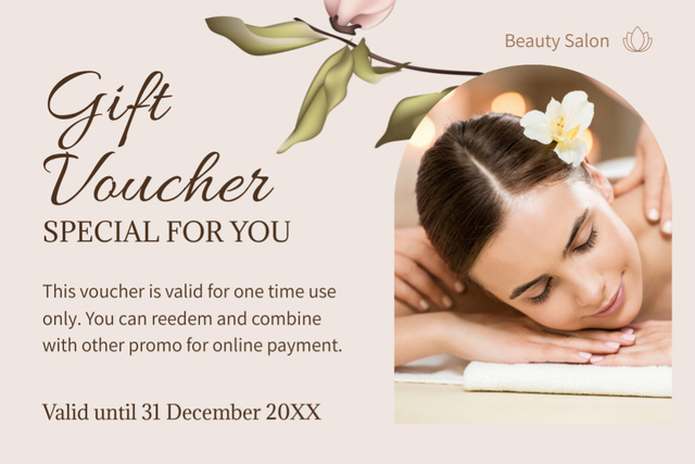 Ontwerpsjabloon van Gift Certificate van Beauty Salon Promotion with Young Woman Getting Massage Therapy