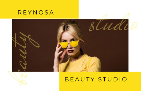 Platilla de diseño Beauty Studio Services Offer Business Card 85x55mm