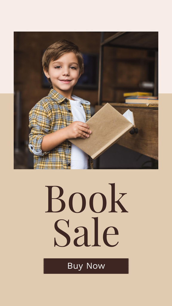 Books Sale Announcement with Cute Kid Instagram Story Modelo de Design