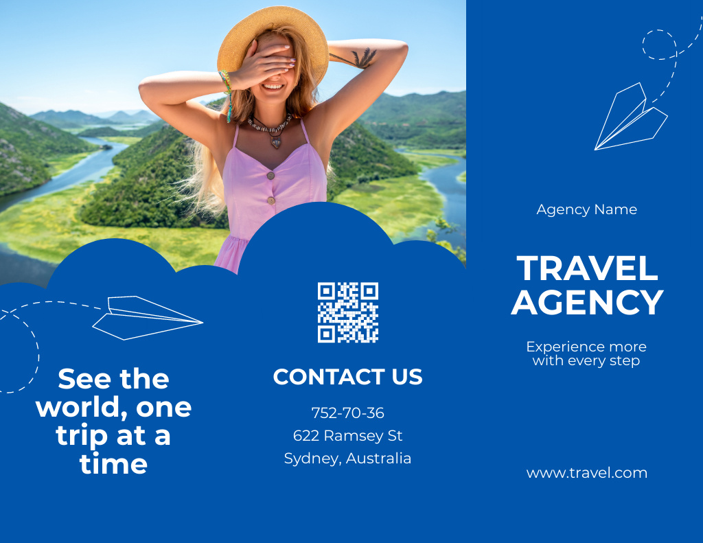Travel Agency Service Proposal with Young Woman in Hat Brochure 8.5x11in Modelo de Design