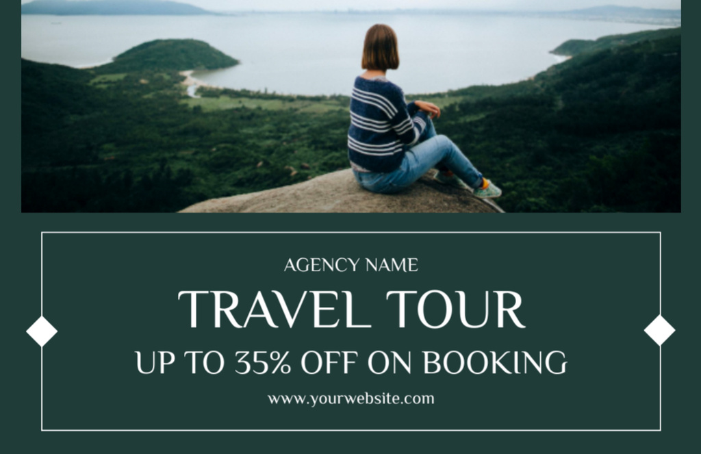 Modèle de visuel Travel Tours Booking Discount Offer on Green - Thank You Card 5.5x8.5in