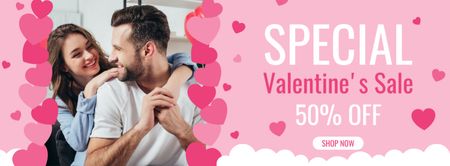 Специальная распродажа ко Дню святого Валентина с молодой парой Facebook cover – шаблон для дизайна