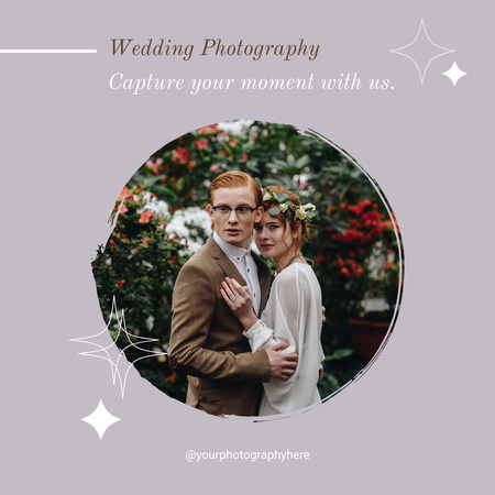 Modèle de visuel Offre de photographe de mariage pour les jeunes mariés heureux - Instagram AD