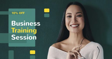 Platilla de diseño Business Training Offer with Smiling Businesswoman Facebook AD