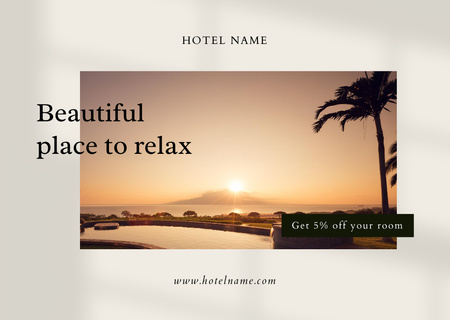 Plantilla de diseño de Luxury Hotel Ad Postcard 