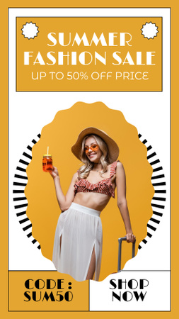 Modèle de visuel Annonce de vente de mode d'été avec une femme tenant un cocktail - Instagram Story