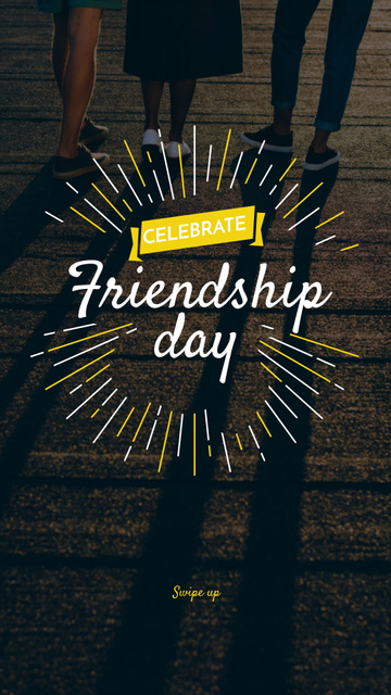 Platilla de diseño Friendship Day Announcement with Group of Friends Instagram Story
