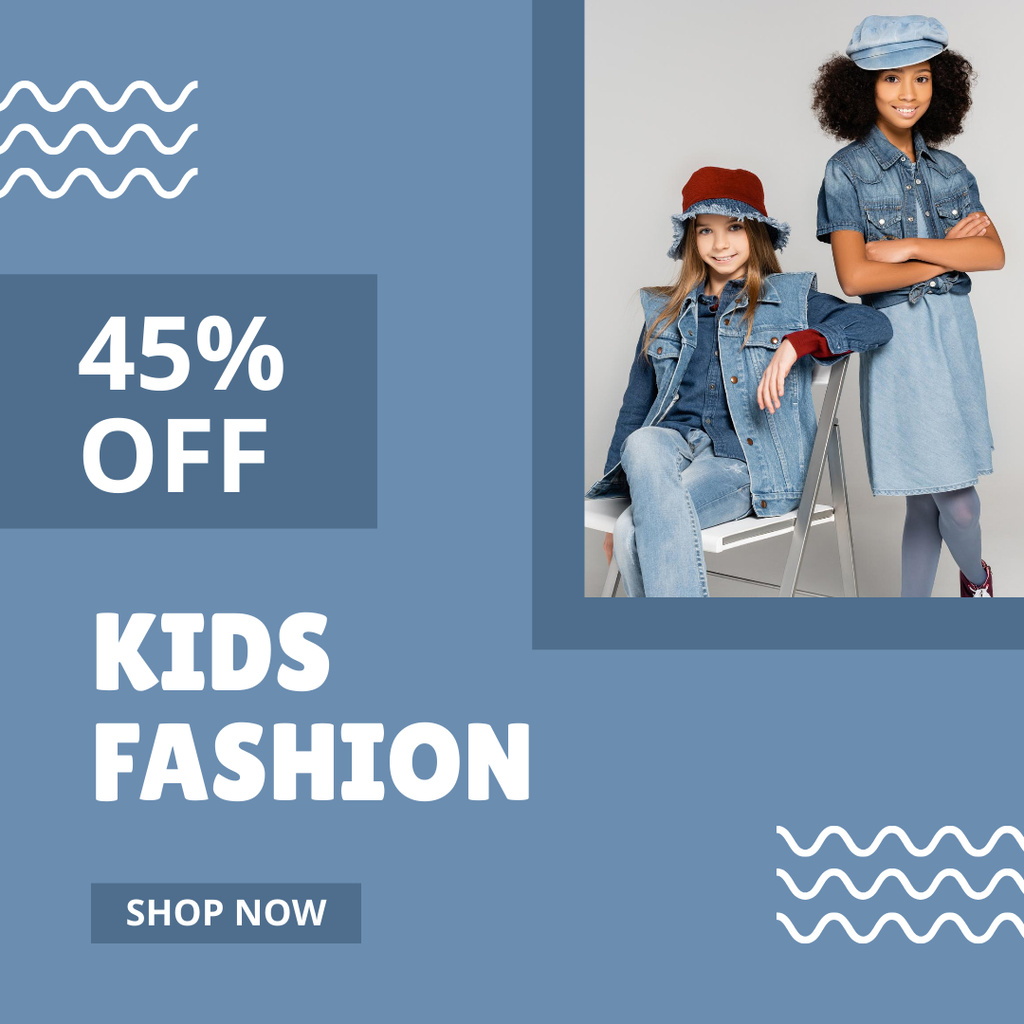 Kids Fashion Clothes Sale Ad on Blue Instagramデザインテンプレート