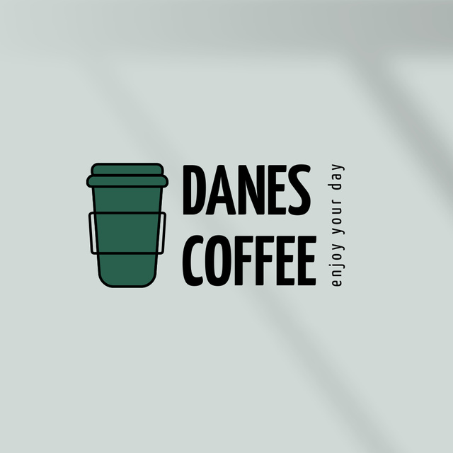 Coffee Shop Ad with Green Cup Logo Modelo de Design