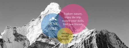 Plantilla de diseño de Anuncio de viaje de caminata con picos de montañas escénicas Facebook cover 