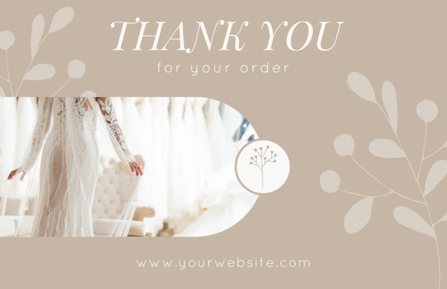 Designvorlage Thank You Message with Woman in Wedding Dress on Grey für Thank You Card 5.5x8.5in