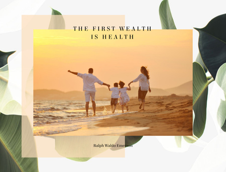 Ontwerpsjabloon van Postcard 4.2x5.5in van Ouders met kinderen aan zeekust en wijsheid over gezondheid