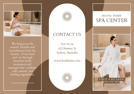 Plantilla de diseño de Mujeres asiáticas en hotel spa marrón Brochure 