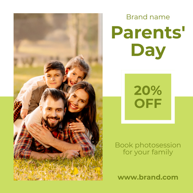 Happy Family And Photosession With Discount On Parent's Day in Nature Instagram – шаблон для дизайна