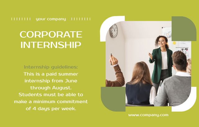 Summer Corporate Internship Offer In Green Invitation 4.6x7.2in Horizontal tervezősablon