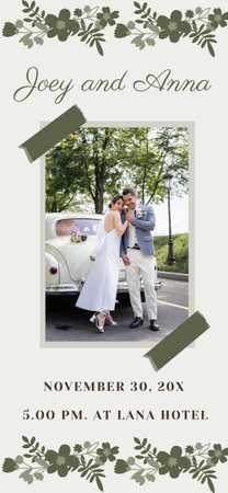 Plantilla de diseño de Anuncio de boda con pareja feliz en coche en carretera Snapchat Geofilter 