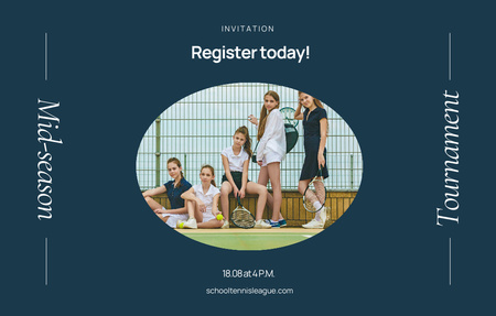 anúncio de torneio de tênis com crianças na corte Invitation 4.6x7.2in Horizontal Modelo de Design