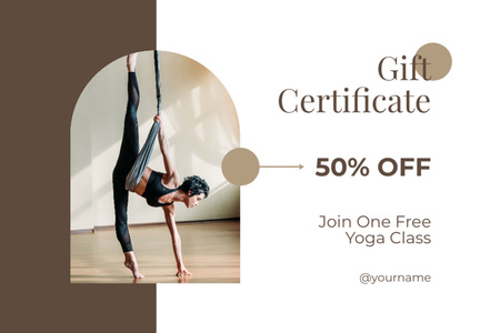 Plantilla de diseño de Bono Regalo para Clases de Yoga con Descuento Gift Certificate 