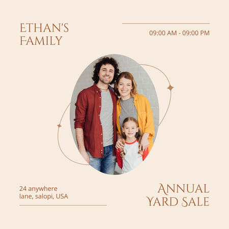 Platilla de diseño Annual Yard Sale Announcement with Cheerful Family Instagram